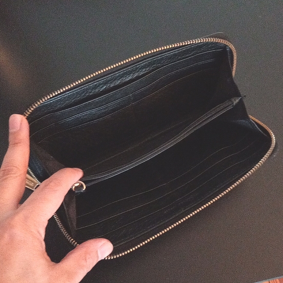 Michael Kors wallet - Picture 15 of 15